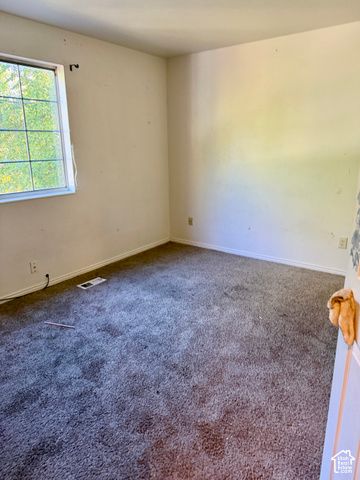 263 W MEADOWBROOK DR, Ogden, UT 84404