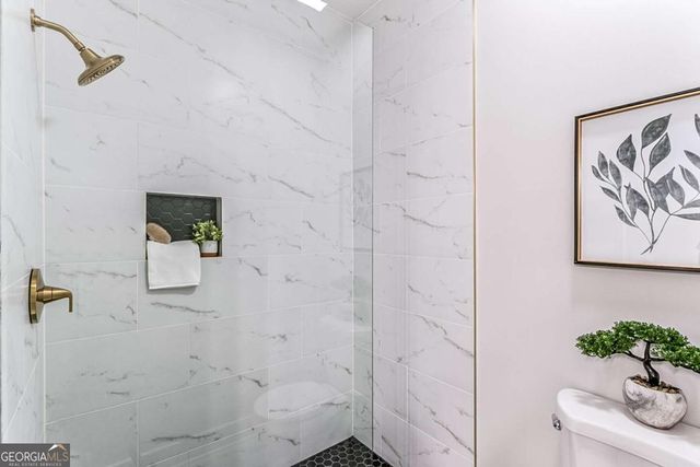 1060 Gun Club Road NW, Atlanta, GA 30318