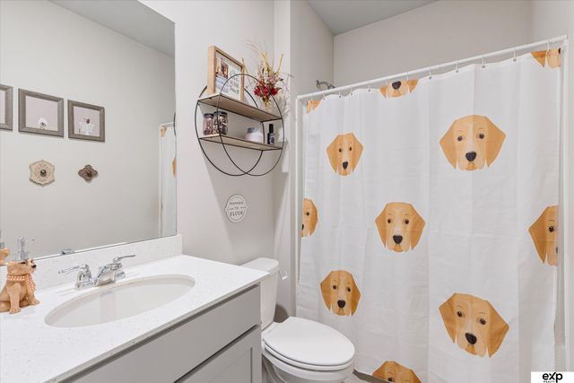 12109 S 204 Avenue, Gretna, NE 68028