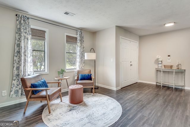 151 Suburban Drive NE, Kennesaw, GA 30144