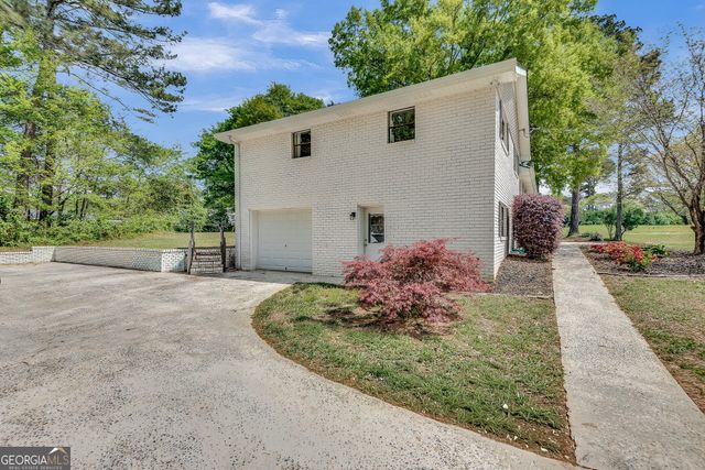 151 Suburban Drive NE, Kennesaw, GA 30144