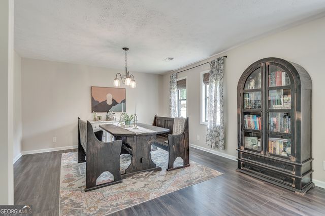 151 Suburban Drive NE, Kennesaw, GA 30144