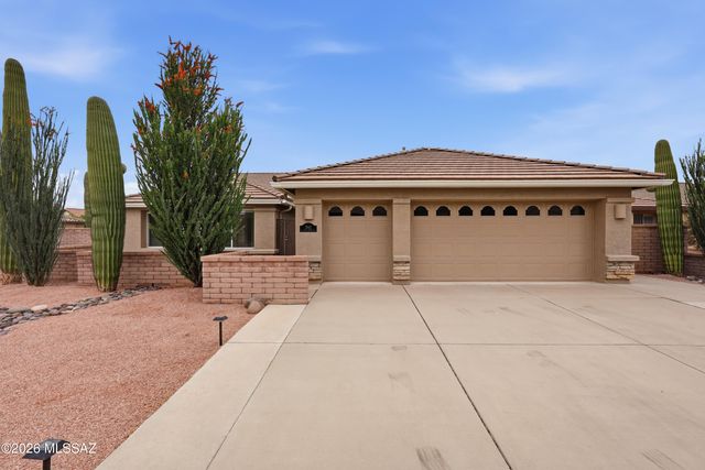 1563 N Rush Creek Court, Green Valley, AZ 85614