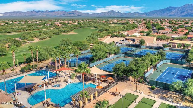 1563 N Rush Creek Court, Green Valley, AZ 85614