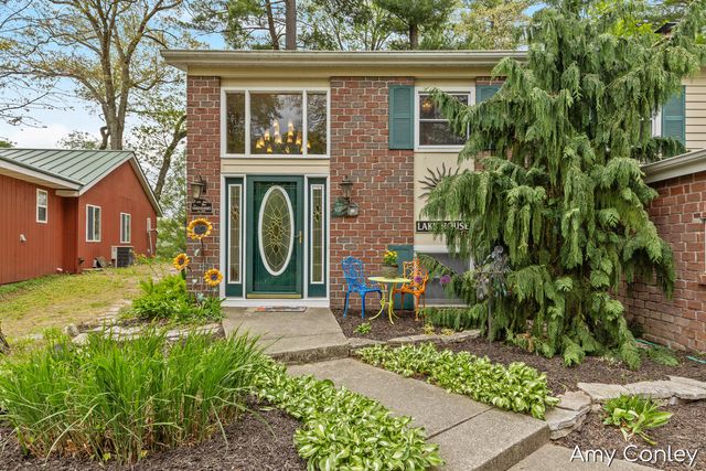 875 Bruce Drive, Middleville, MI 49333
