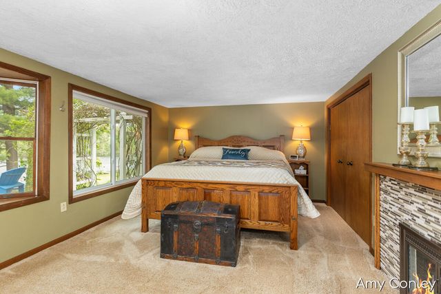 875 Bruce Drive, Middleville, MI 49333