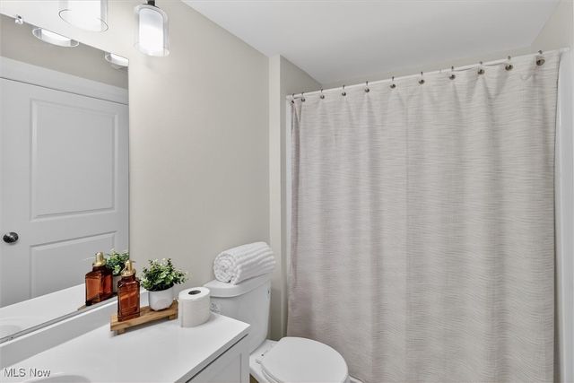 5239 E 102nd Street, Garfield Heights, OH 44125