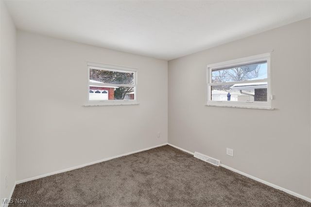 5239 E 102nd Street, Garfield Heights, OH 44125