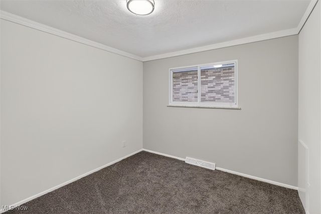 5239 E 102nd Street, Garfield Heights, OH 44125