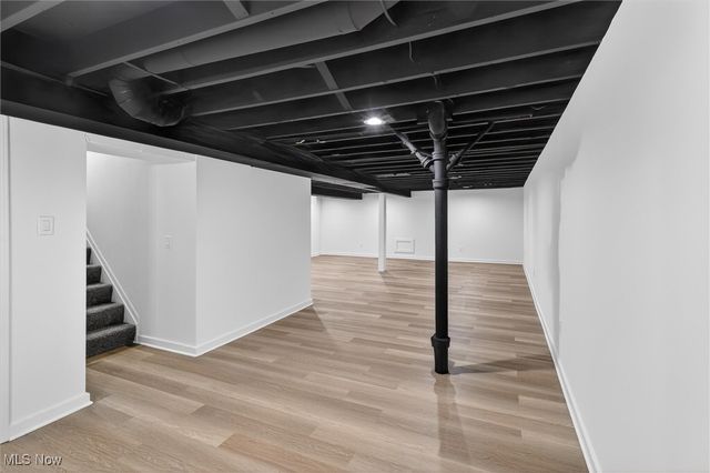 5239 E 102nd Street, Garfield Heights, OH 44125