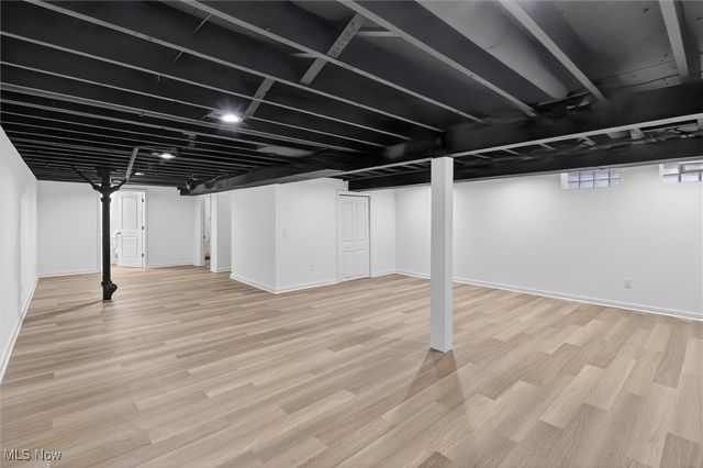 5239 E 102nd Street, Garfield Heights, OH 44125