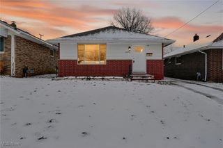 5239 E 102nd Street, Garfield Heights, OH 44125