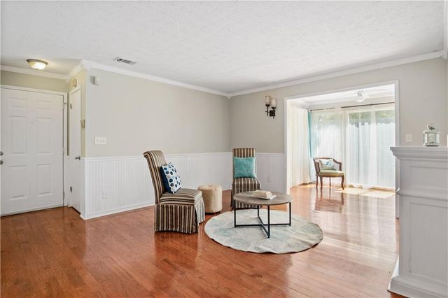 304 Natchez Trace, Atlanta, GA 30350
