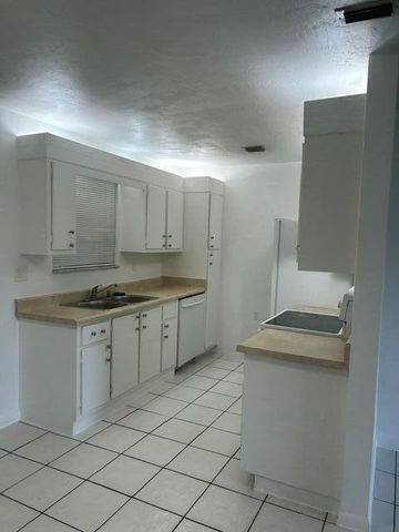 12447 Westhampton Circle, Wellington, FL 33414