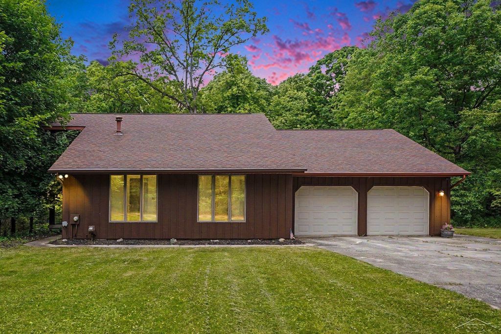 371 E Saginaw Road, Lincoln Twp, MI 48657