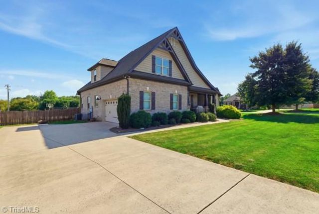 104 Tyler Court, Advance, NC 27006