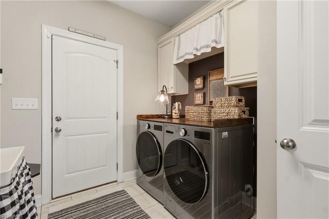104 Tyler Court, Advance, NC 27006