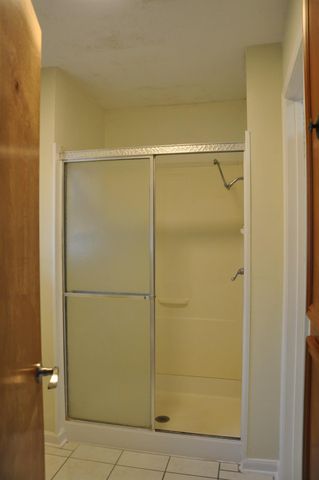 16454 Hickory Knoll Drive, Houston, TX 77059