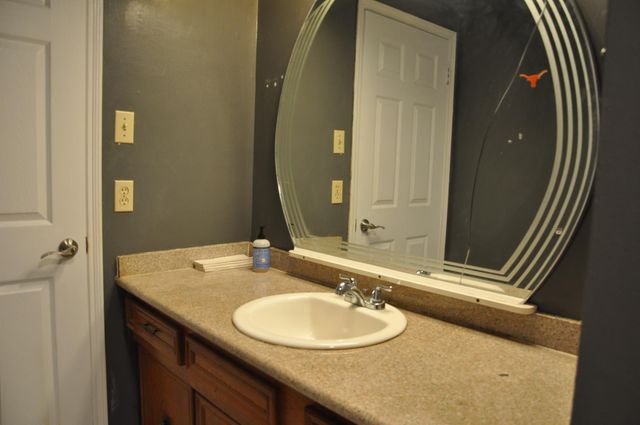 16454 Hickory Knoll Drive, Houston, TX 77059