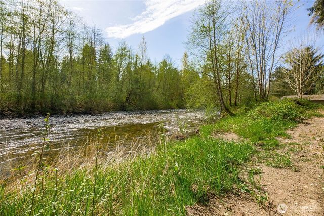 19410 Jim Creek Rd, Arlington, WA 98223