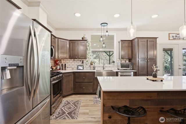 19410 Jim Creek Rd, Arlington, WA 98223