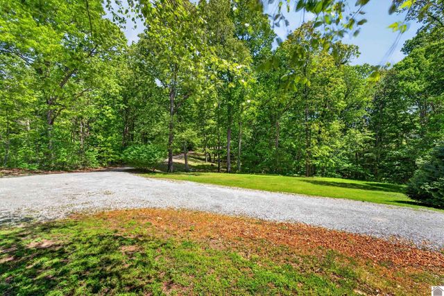 362 Windsor Drive, Calvert City, KY 42029