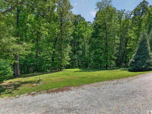 362 Windsor Drive, Calvert City, KY 42029