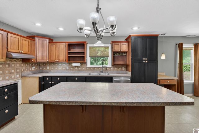 362 Windsor Drive, Calvert City, KY 42029