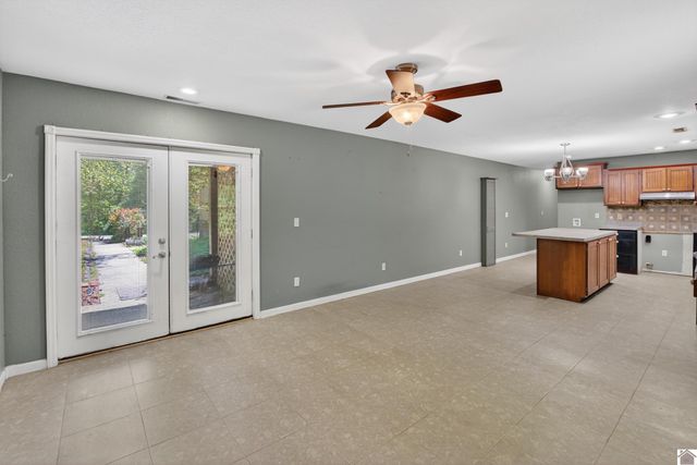 362 Windsor Drive, Calvert City, KY 42029