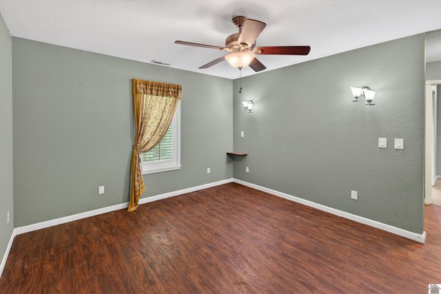 362 Windsor Drive, Calvert City, KY 42029