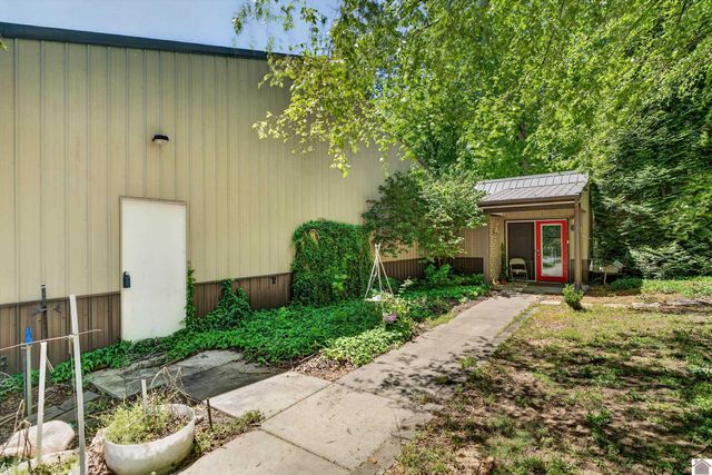 362 Windsor Drive, Calvert City, KY 42029
