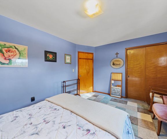 704 Amherst Avenue, Ann Arbor, MI 48105