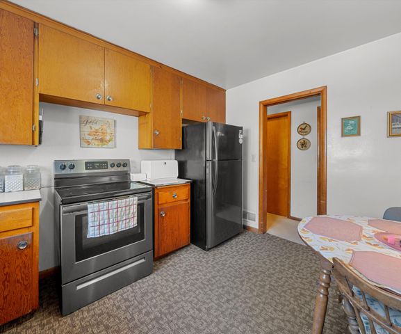 704 Amherst Avenue, Ann Arbor, MI 48105