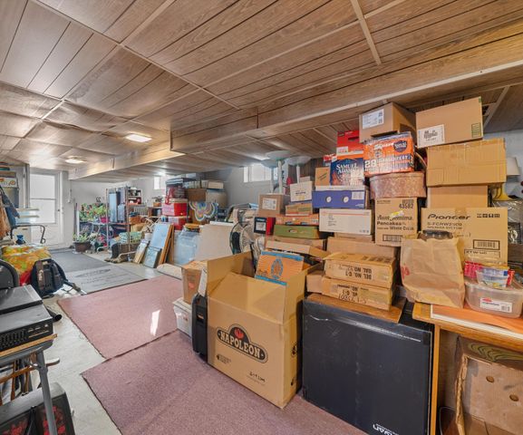 704 Amherst Avenue, Ann Arbor, MI 48105