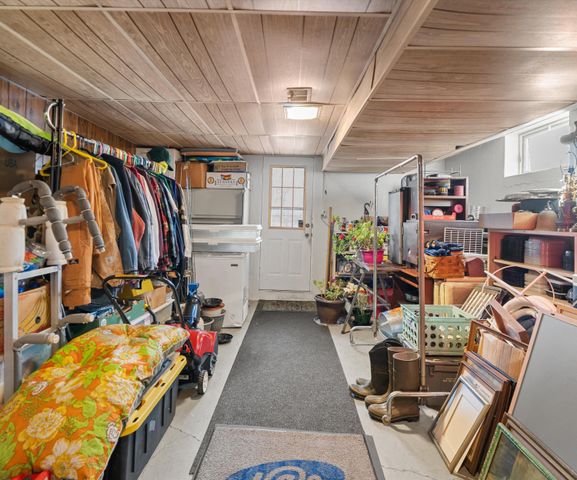 704 Amherst Avenue, Ann Arbor, MI 48105