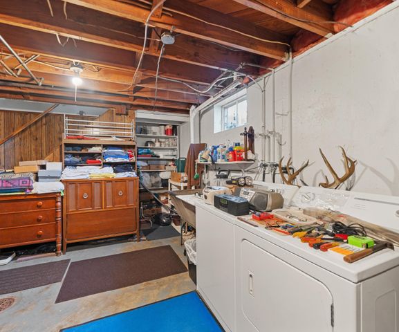 704 Amherst Avenue, Ann Arbor, MI 48105