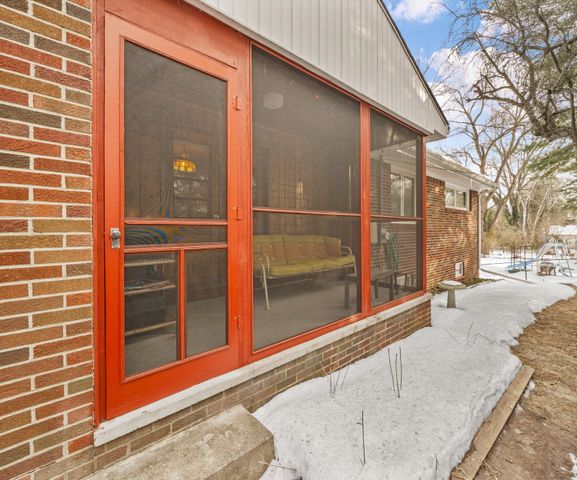 704 Amherst Avenue, Ann Arbor, MI 48105