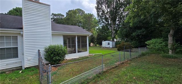 1937 Walden Park Drive, Snellville, GA 30078