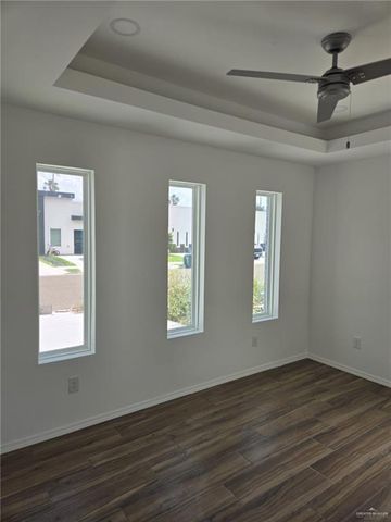 1506 W B Street, Mission, TX 78572