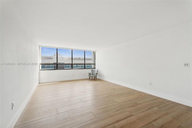 3 Grove Isle Dr C707, Miami, FL 33133