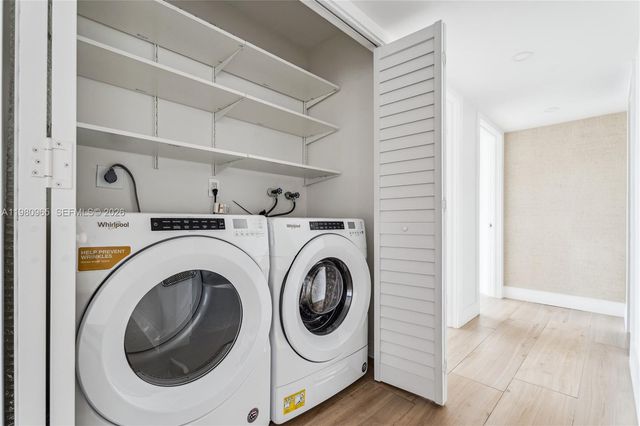 3 Grove Isle Dr C707, Miami, FL 33133