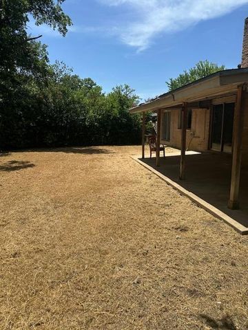 1001 Ridgeline DR, Round Rock, TX 78664