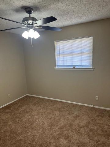 1001 Ridgeline DR, Round Rock, TX 78664