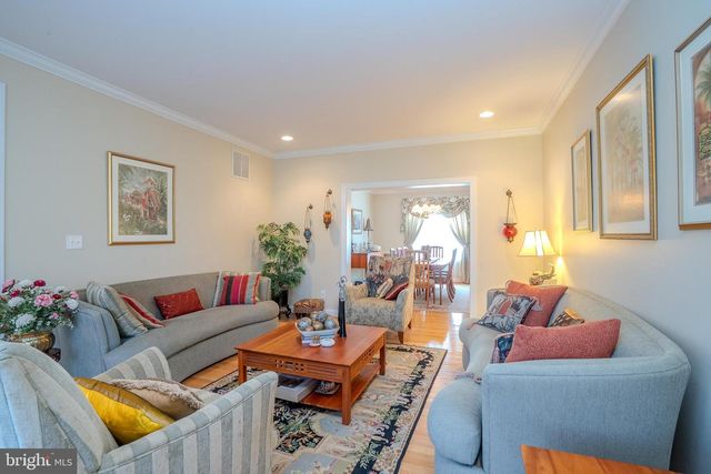 3 COLONIAL COURT, Plainsboro, NJ 08536