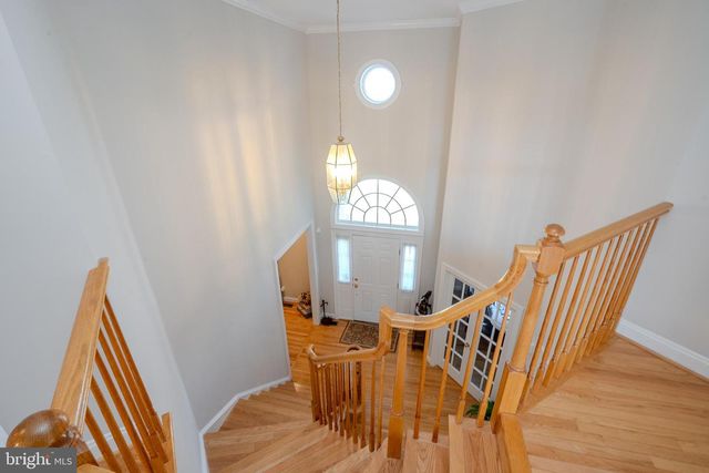 3 COLONIAL COURT, Plainsboro, NJ 08536