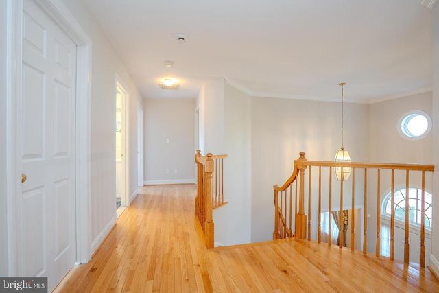 3 COLONIAL COURT, Plainsboro, NJ 08536