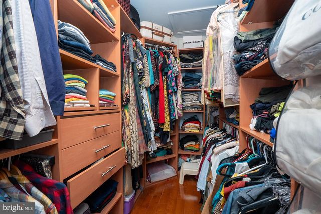 3 COLONIAL COURT, Plainsboro, NJ 08536