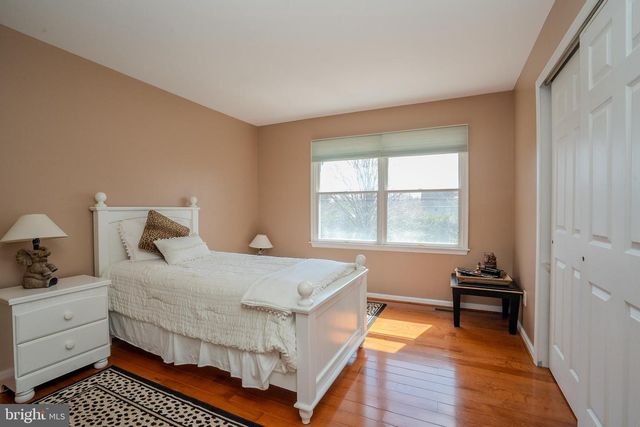 3 COLONIAL COURT, Plainsboro, NJ 08536