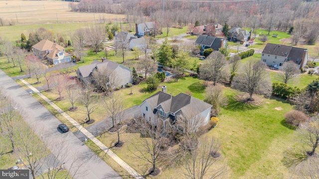 3 COLONIAL COURT, Plainsboro, NJ 08536