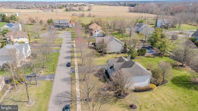 3 COLONIAL COURT, Plainsboro, NJ 08536